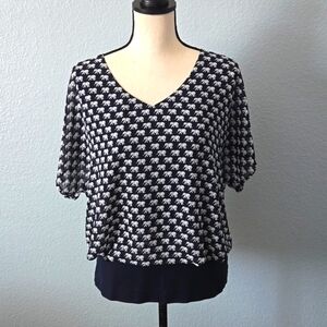 CABI Parade Blouse Elephant Print Top Navy White Sz Medium #5345